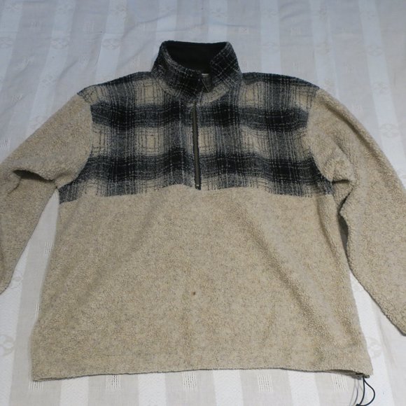 North Country Fleece Top - Picture 3 of 4